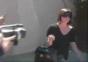 Selma Blair wird von Paparazzi belagert