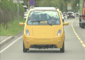 Streich: Richtig fette Hupe am Auto