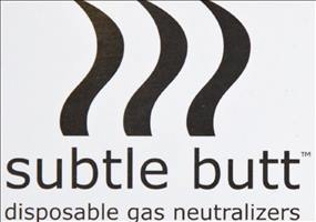 Du sitzt neben einer schönen Frau und musst plötzlich furzen