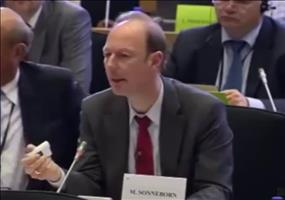 Martin Sonneborn: Fragen an Oettinger