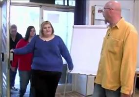 Dicke Mädels in der Fahrschule