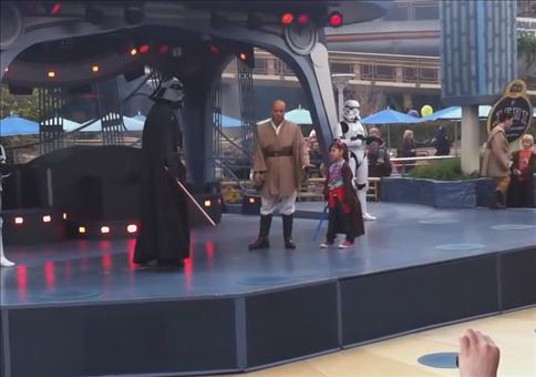 Komm auf die dunkle Seite der Macht!