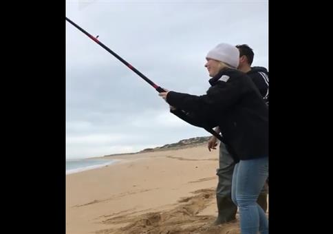 Er will seinen Fisch zurück!