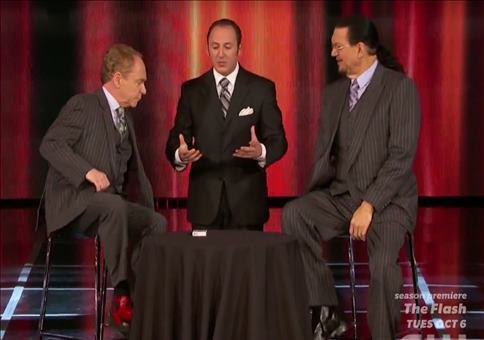 Kostya Kimlat bei Penn & Teller: Fool Us