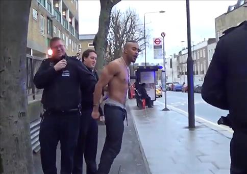 Er musste bei der Verhaftung sehr dringend aufs Klo