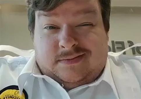 Security Mann Furz Compilation