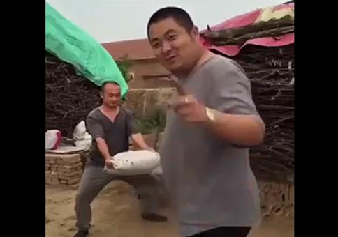 Etwas Kung Fu in der Mittagspause