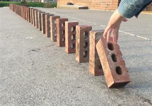 Backstein-Domino mit tollem Klang