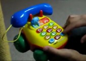 Fluchendes Spielzeugtelefon
