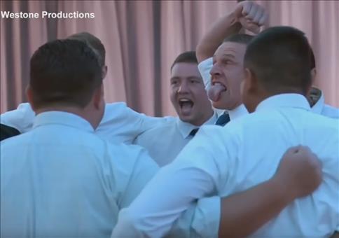 Haka Moves bei einer Hochzeit in Neuseeland