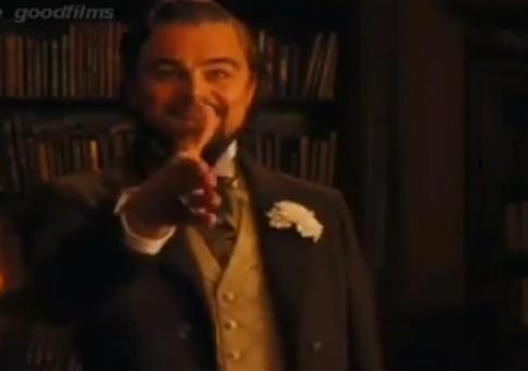 Hände schütteln im Jahr 2020