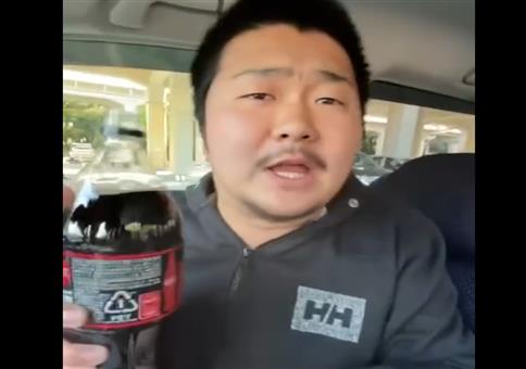 Cola und Mentos im Auto