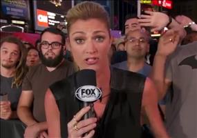 Irrer Blick bei Live Außenreportage