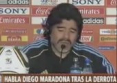 Maradonas Rede vor der Presse mit englischen Untertiteln