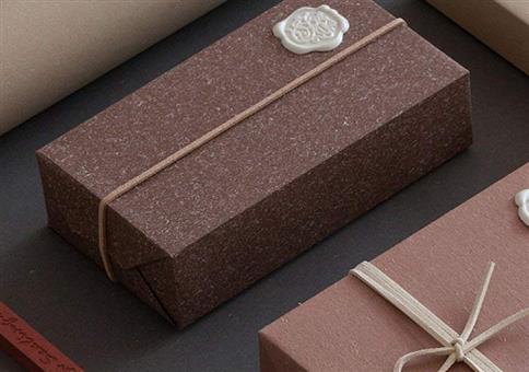 Die angeleckte Sackfalte meiner Oma klebt besser als...