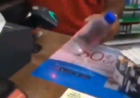 Kassierer hassen diesen Trick!