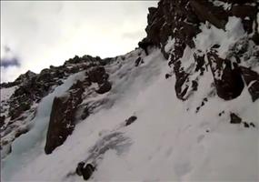 Kein Platz für Fehler beim Eisklettern