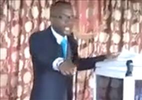 Kleine Unterbrechung während des Exorcismus