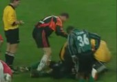 Torwart tötet Gegner