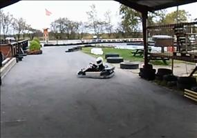 So parkt man ein GoKart ein