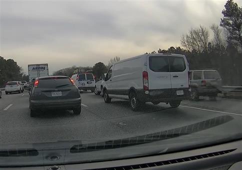 Den Standstreifen zum Überholen benutzt?