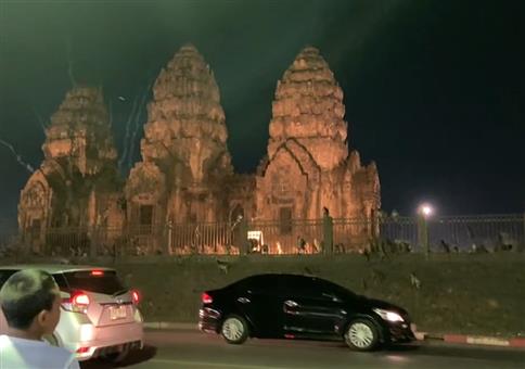 Wenn die Affen vorm Feuerwerk flüchten