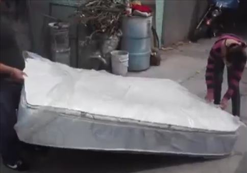 Ich hab mir ne neue Matratze gekauft