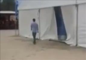 Zurück in das Partyzelt mit Stil