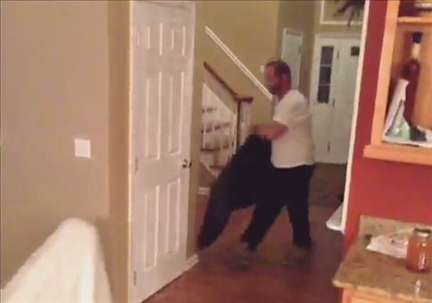 Seltene Aufnahme: Geist im Wohnzimmer