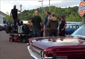 Experte im Hose runter lassen