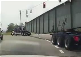 Schwerlasttransport auf Abwegen