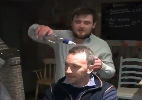 Geniales Trinkspiel: Brennende Köpfe