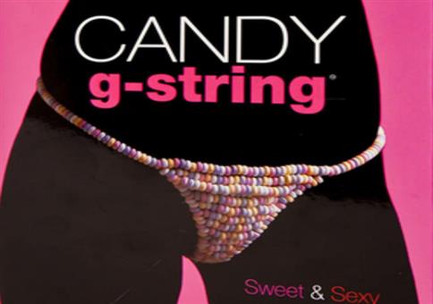 Bloß nicht auf die Lippen beißen! Das kann sonst wehtun! :P