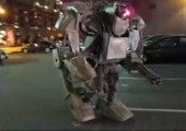 Beeindruckendes Roboter Kostüm