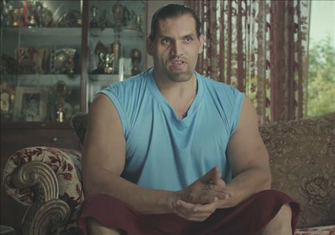 Als Hüne hast du es nicht leicht im Leben