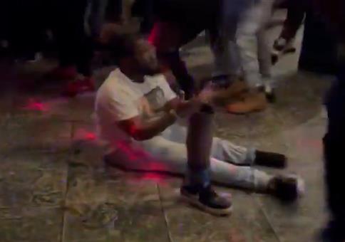 Das eine Tanzbein schwingen