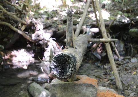 Primitive Technology: Wasserbetriebener Hammer
