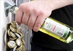 Wand-Flaschenöffner mit Magnet-Falle 