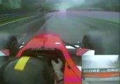 Blitzschnelle Reaktion eines Formel 2 Piloten