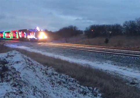 Weihnachtliche Eisenbahn