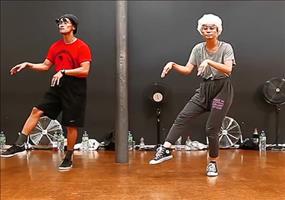 Geniale Tanz Choreografie zu This is Love von Bob Marley