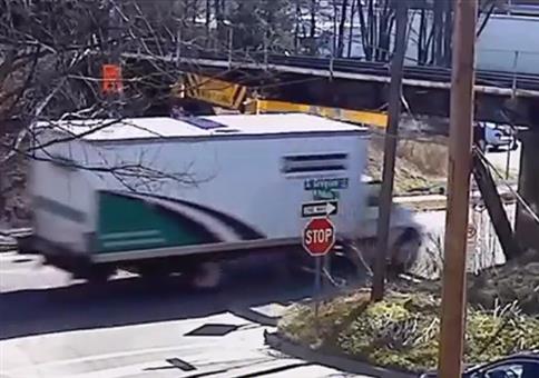 Die Dosenöffner-Brücke