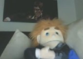 Wixende Puppe vor der Webcam