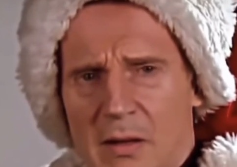 Liam Neeson IST der Weihnachtsmann
