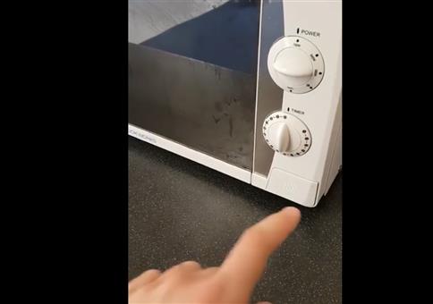 Mikrowelle mit Sonderfunktion