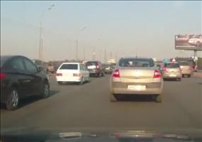 Mal so richtige die Bassbox im Stau aufdrehen