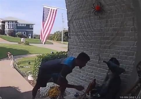 Eine kleine Aufmerksamkeit für den Paketboten