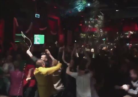 Nordirische Kneipe nach der EM 2016 Quali