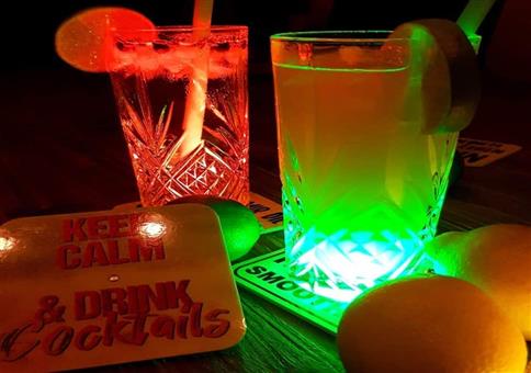 LED Untersetzer mit Drucksensor