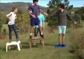 Experiment am Elektrozaun